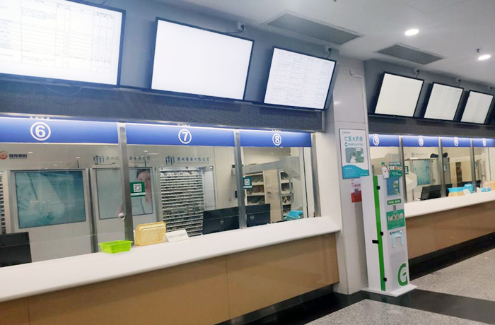 番禺中心医院部署了南翼医院分诊排队叫号系统